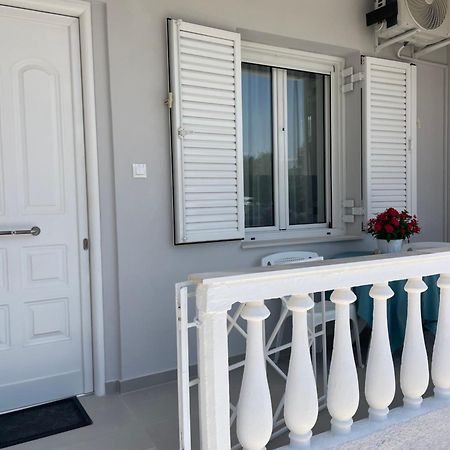 Kyma Luxury Suite Kiáton 外观 照片